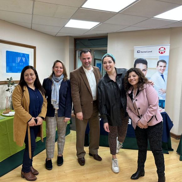 Revisa las Fotos de la Charla “Patología Periodontal no asociada a Biofilm”